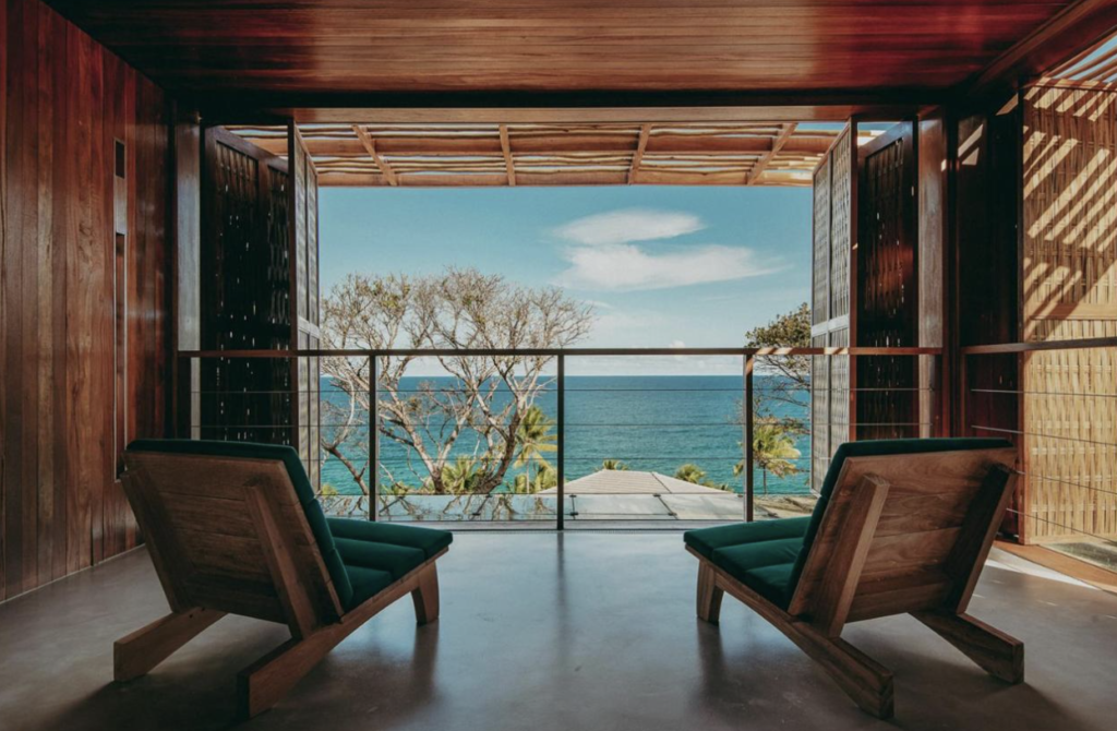 Vista da sacada de um dos quartos no Barracuda Hotel & Villas, Itacare - Melhores Pousadas Brasil