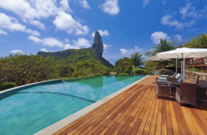Deck da piscina da Pousada Zé Maria - Melhores Pousadas Brasil