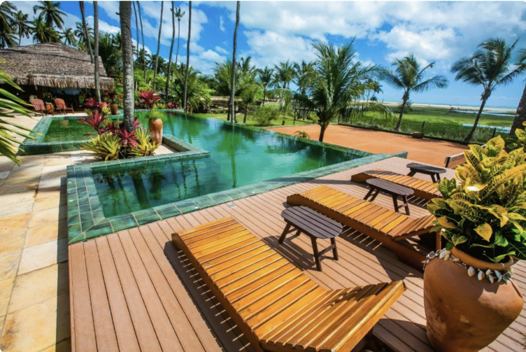 Vista da piscina da Bangalô Kauli Seadi Eco-Resort - Melhores Pousadas Brasil