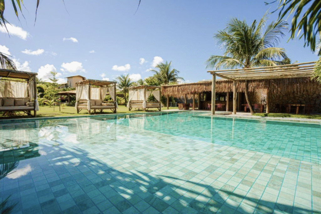 vista da piscina - ocacocar - melhores pousadas brasil